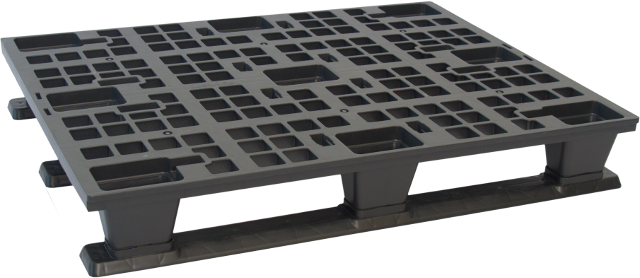 The skate allows the pallet to be easily transported on a pallet truck, in addition to increasing its stability